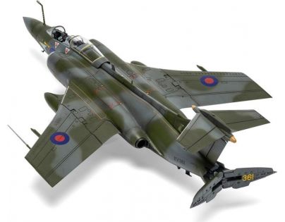 Airfix Classic Kit letadlo A06022 Blackburn Buccaneer S.2 RAF