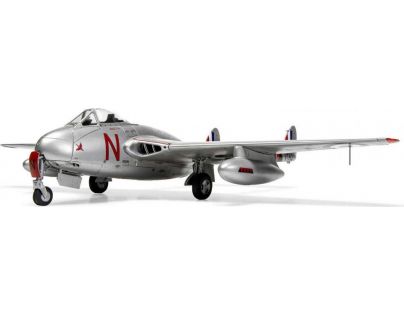 Airfix Classic Kit letadlo A06107 de Havilland Vampire F.3