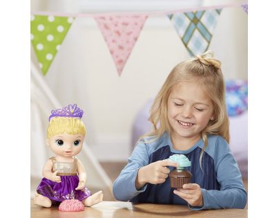 Baby Alive Narozeninová blonďatá panenka