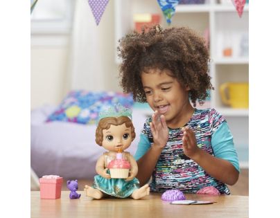 Baby Alive Narozeninová tmavovlasá panenka