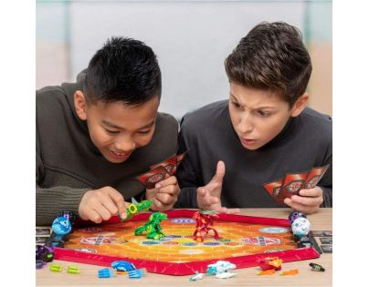 Bakugan Battle Arena Herní plán s exkluzivním Gold Hydorous