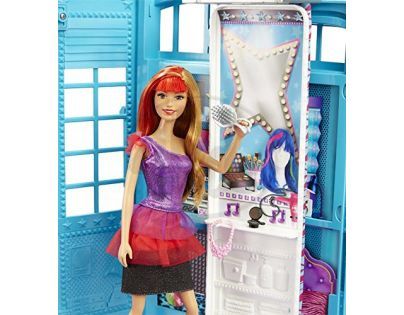 Barbie 2v1 pódium a zákulisí