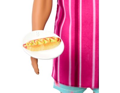 Barbie Ken s kuchařskými doplňky