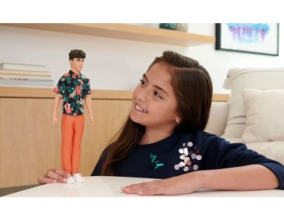 Barbie model Ken květinová košile