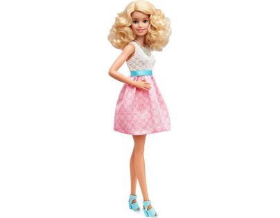 Barbie Modelka - DGY57