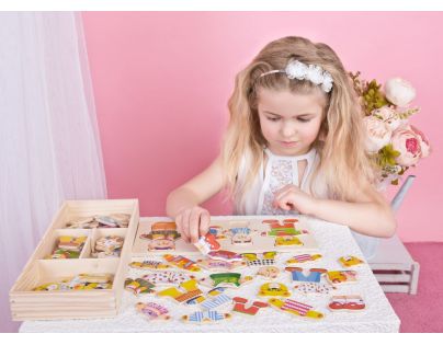 Bino Puzzle Šatní skříň Medvědí rodinka 72 dílků