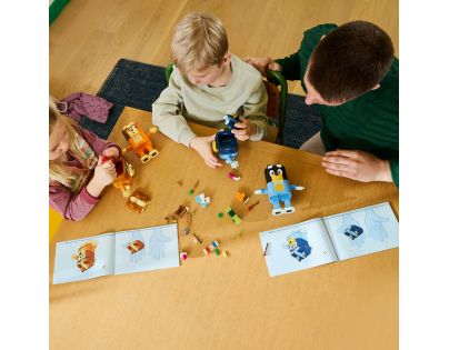 LEGO® Bluey 11217 Bluey a její rodinka z kostek