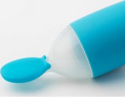 Boon Squirt Krmící lžička s dávkovačem modrá