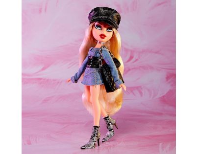 Bratz Panenka Collector Core Doll-Cloe