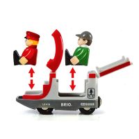 Brio Vláčkodráha velká s výhybkami, mostem a nástupištěm 42 dílů - Poškozený obal 4