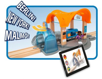 Brio World Smart Tech Sound Vlaková stanice s tunelem