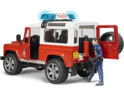 Bruder 2596 Land Rover Defender Hasičské zásahové s figurkou hasiče 1:16