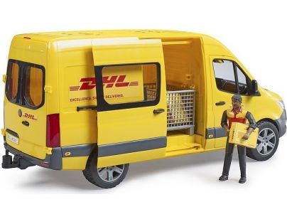Bruder MB Sprinter DHL s řidičem a přepravním košem 1:16