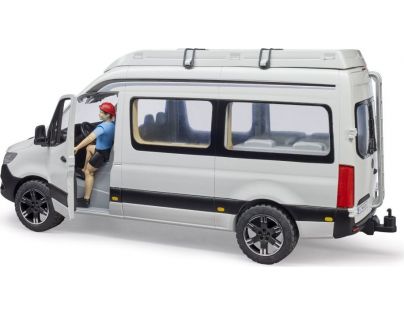 Bruder MB Sprinter Kemping s řidičem a příslušenstvím 1:16