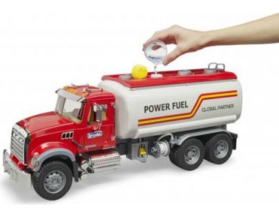 Bruder 2827 Mack Granit cisterna