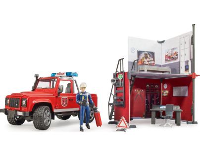 Bruder 62701 Land Rover Defender hasiči se stanicí 1:16