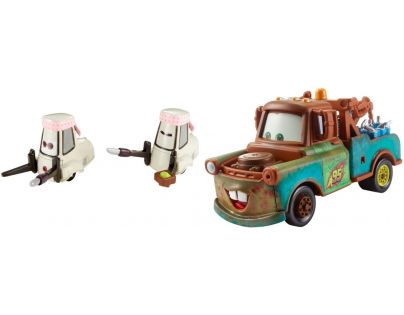 Mattel Cars 2 Autíčka 2ks - Mater s nádržemi allionolu a Tsashimi
