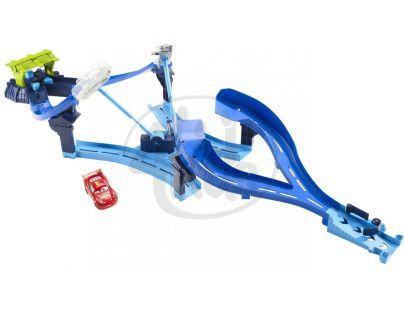 MATTEL V3615 - Cars 2 - Tokio Trackset