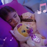 CRY BABIES interaktivní panenka Dobrou noc Daisy Hvězdná obloha 4