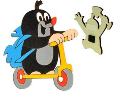 DoDo Krteček Magnet se samolepkou - Krteček na koloběžce