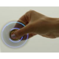 Ep Line Spinner Finger Neon se světlem Fialová 2