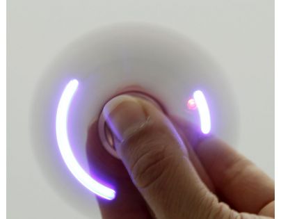 Ep Line Spinner kovový se světlem Stříbrný