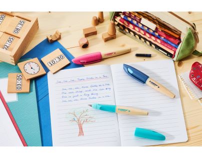 Ergonomické plnicí pero pro praváky - STABILO EASYbirdy Timber růžová vč. bombičky