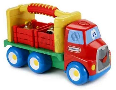 Little Tikes 600074_610134 - Farmářský  vůz s držadlem