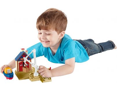 Fisher Price Mašinka Tomáš TrackMaster Trať se záchrannou stanici - Captain At The Rescue Centre