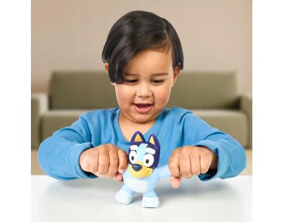 Grant and Bowman Bluey Stretchy Super pružná figurka Bluey
