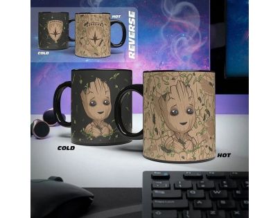 Paladone Groot Hrnek měnící 315 ml