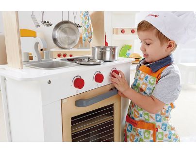 Hape Kuchyňka dřevěná s výsuvným stolkem