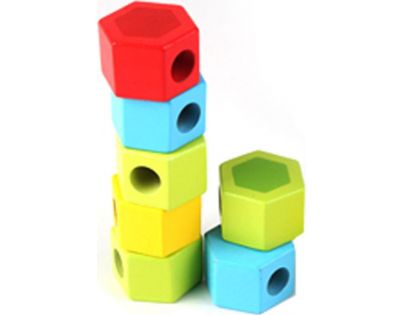 Hape Navlékací barevné šestiboké tvary
