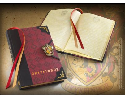 Noble Collection Harry Potter deluxe zápisník Nebelvír