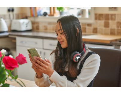 Harry Potter Light-Up BT Headphones - Patronus