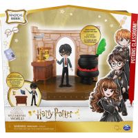 Spin Master Harry Potter Učebna Míchání Lektvarů s figurkou Harryho 6
