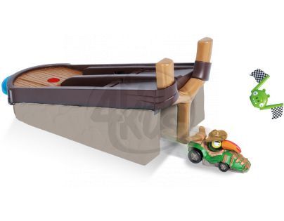 Hasbro Angry Birds Odpalovač s autíčkem