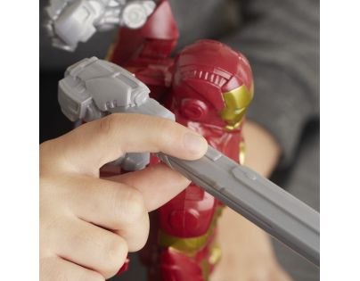 Hasbro Avengers figurka Iron Man s Power FX přislušenstvím