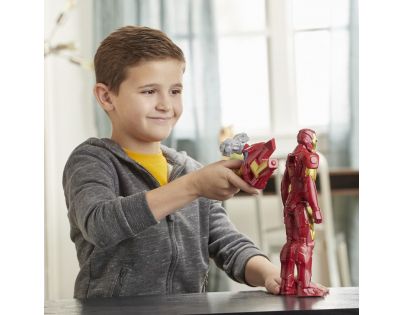 Hasbro Avengers figurka Iron Man s Power FX přislušenstvím