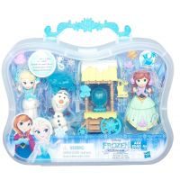 Hasbro Disney Frozen Little Kingdom Set malé panenky s příslušenstvím - Ice Skating Scene 2