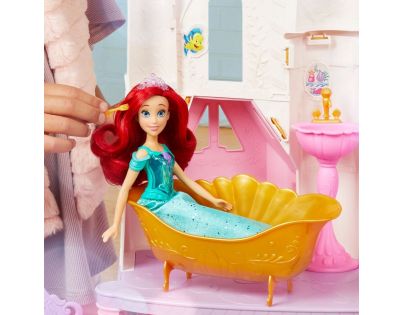 Hasbro Disney Princess oslava na zámku