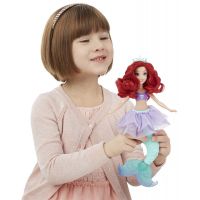 Hasbro Disney Princess Panenka s bublifukem - Ariel 5