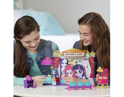 Hasbro Equestria Girls Tematický hrací set kino
