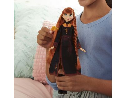 Hasbro Frozen 2 Anna a česací set