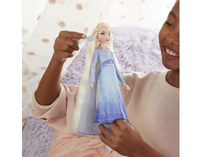 Hasbro Frozen 2 Elsa a česací set