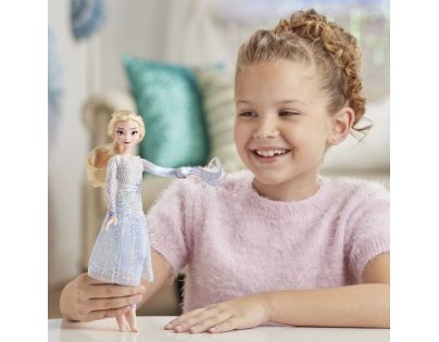 Hasbro Frozen 2 Kouzelné dobrodružství Elsa