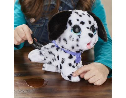 Hasbro FurReal Friends Peealots velký pes