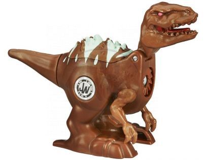 Hasbro Jurský Park Brawlasaur s vnitřním magnetickým spouštěčem - Velociraptor