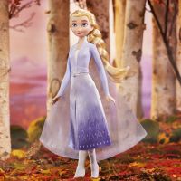 Hasbro Ledové Království panenka výpravná Elsa 3