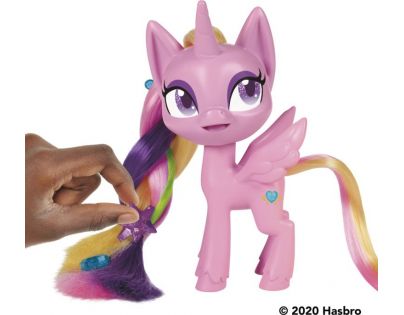 Hasbro My Little Pony Barevná hříva Princess Cadance